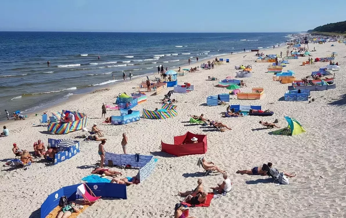 Zdjęcie do Woda na kąpielisku Mrzeżyno Wsch&oacute;d 1 zdatna do kąpieli